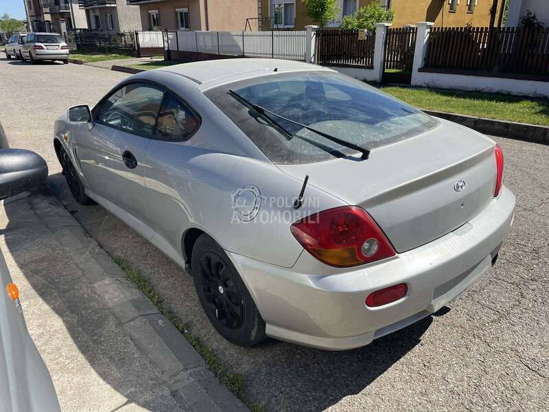 Hyundai Coupe 1.6 -  kompletan auto u delovima