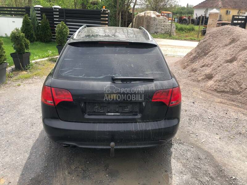 ZADNJI BRANIK u vise boja za Audi A3, A4, A6 od 2000. do 2013. god.