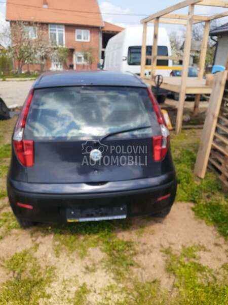 gepek vrata za Fiat Punto