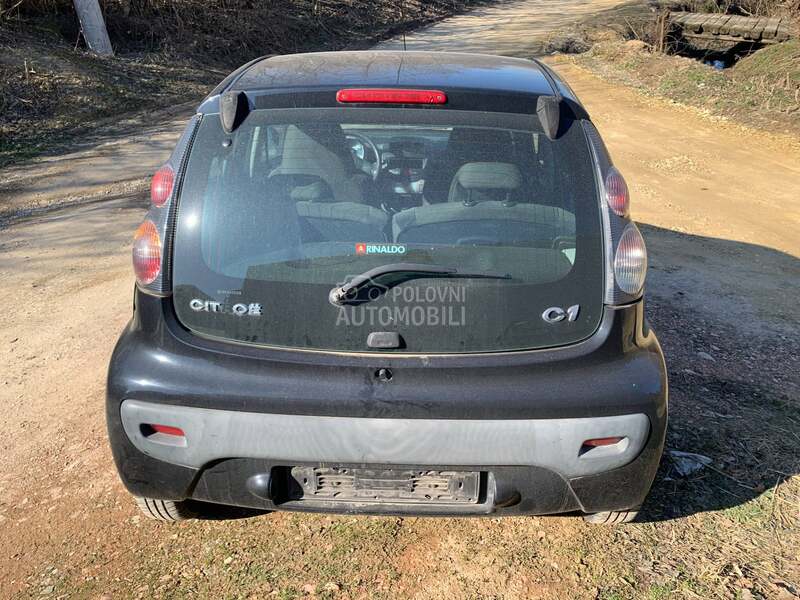 Zadnji branik za Citroen C1 od 2005. do 2012. god.