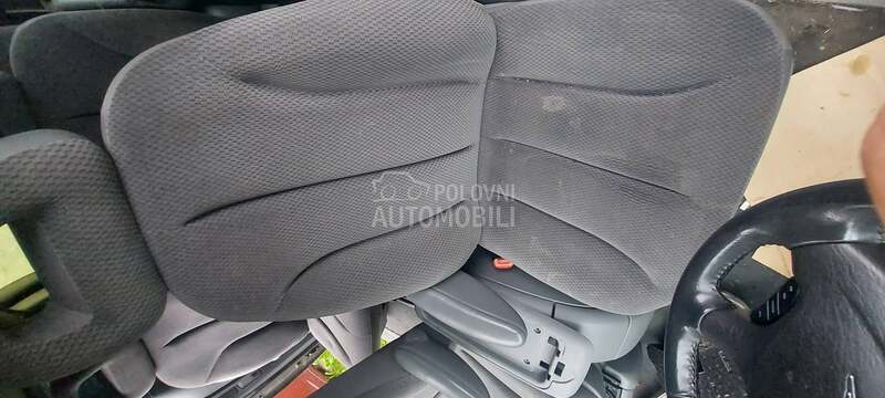 sedišta za Chrysler Voyager od 2004. do 2007. god.