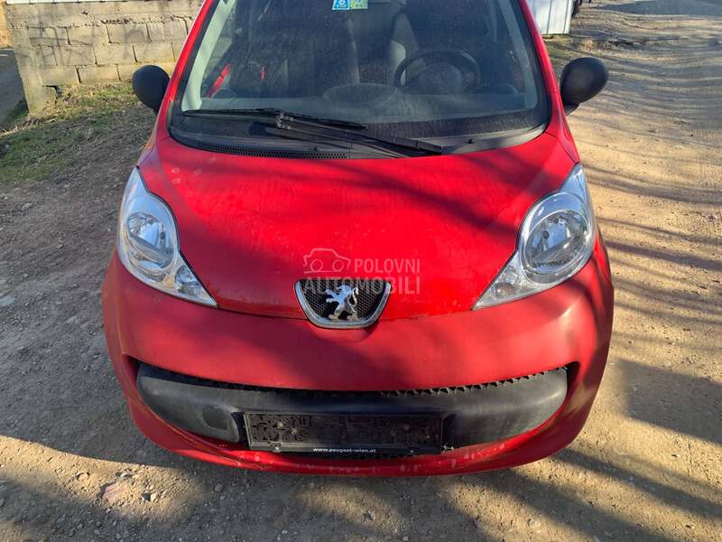 Prednji branik za Citroen C1 od 2005. do 2012. god.