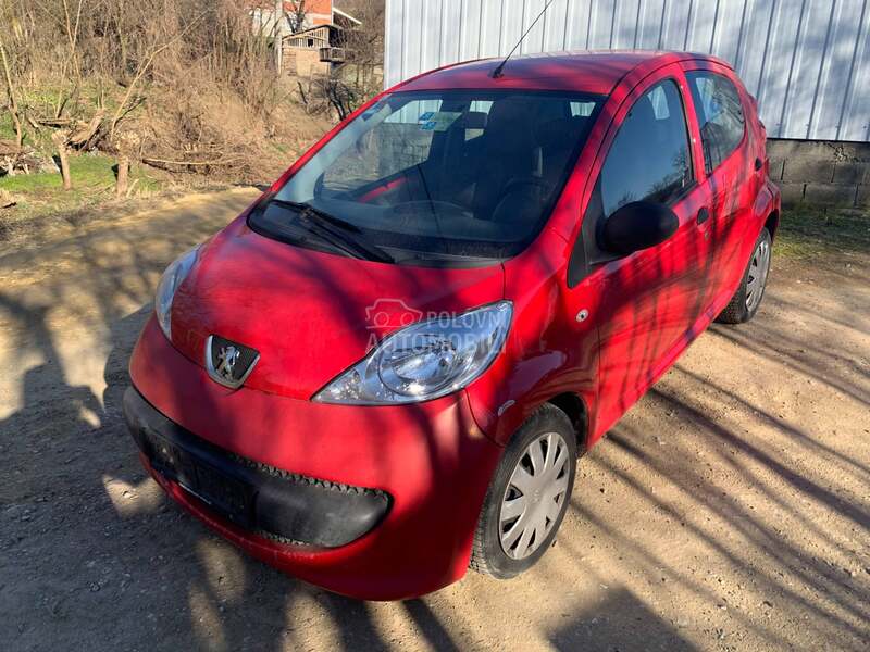 Polustranica za Citroen C1 od 2005. do 2012. god.