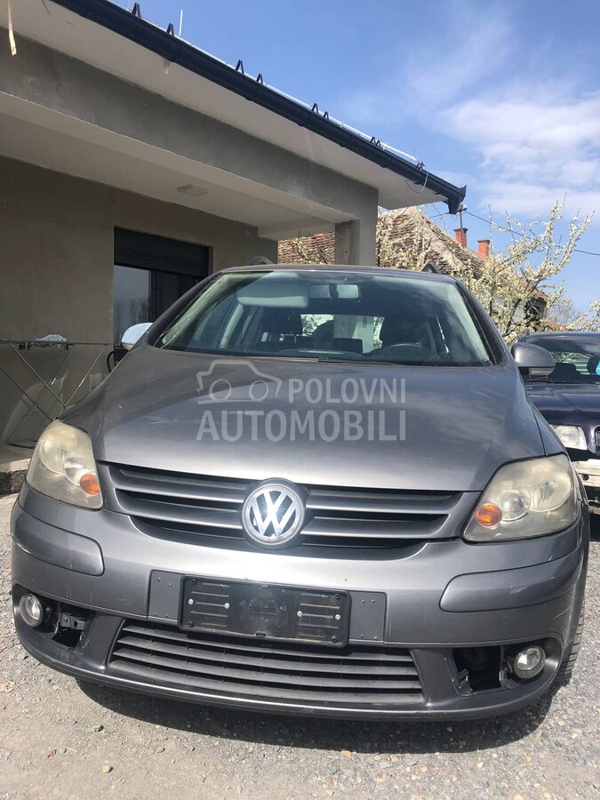 PREDNJI BRANIK za Volkswagen Golf 5, Golf Plus, Passat B5 ... od 2003. do 2010. god.