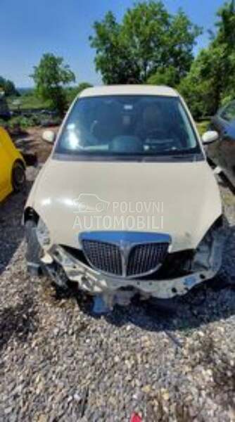 Lancia Ypsilon -  kompletan auto u delovima