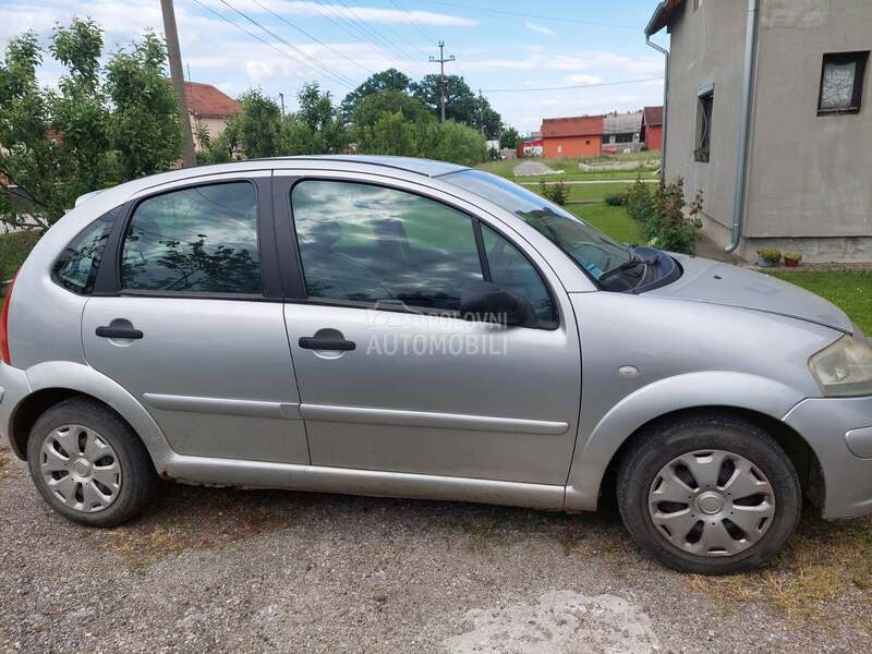 Polustranica, stub za Citroen C3 od 2002. do 2008. god.