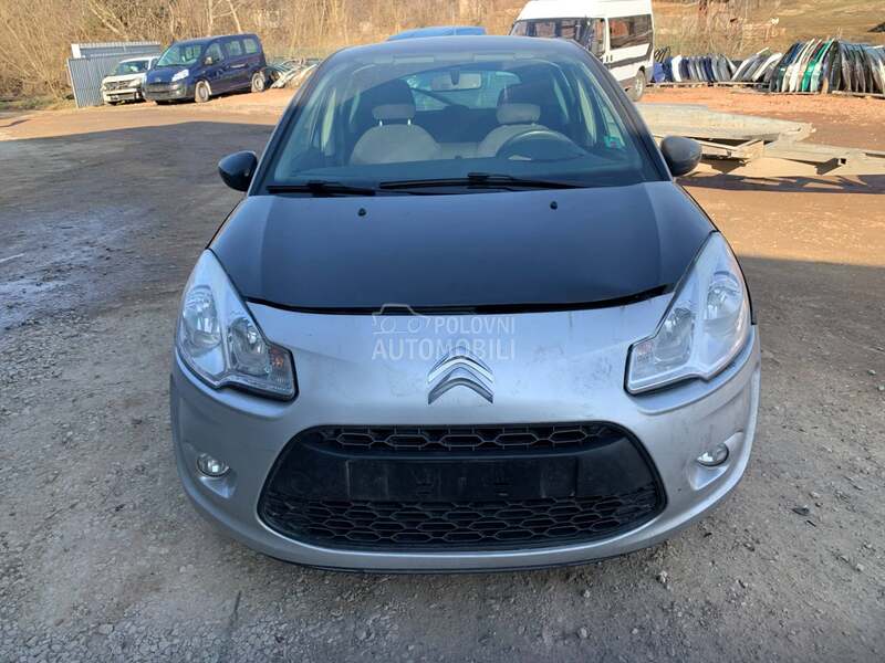 Prednji branik za Citroen C3 od 2009. do 2014. god.