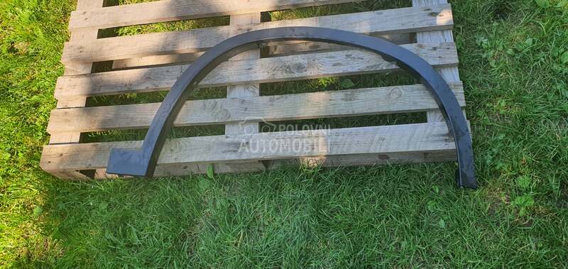 rub blatobrana f48 f49 za BMW X1