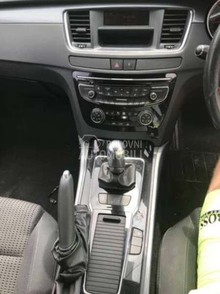 Radio cd/ multimedija za Peugeot 508 od 2010. do 2014. god.