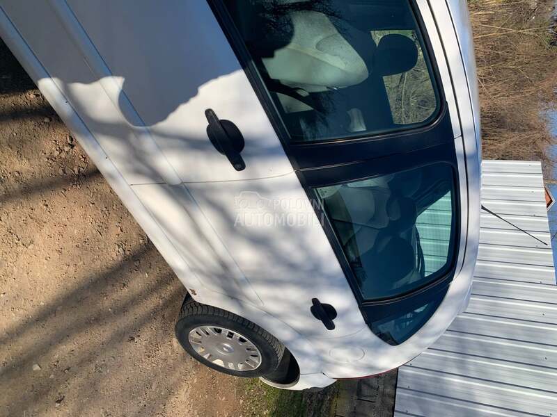 Zadnja leva vrata za Citroen C3 od 2002. do 2008. god.