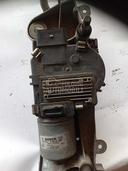 Motor brisaca za Volkswagen Touareg od 2004. do 2010. god.