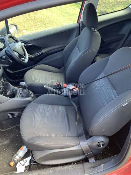 Sedišta za Peugeot 208 od 2012. do 2016. god.