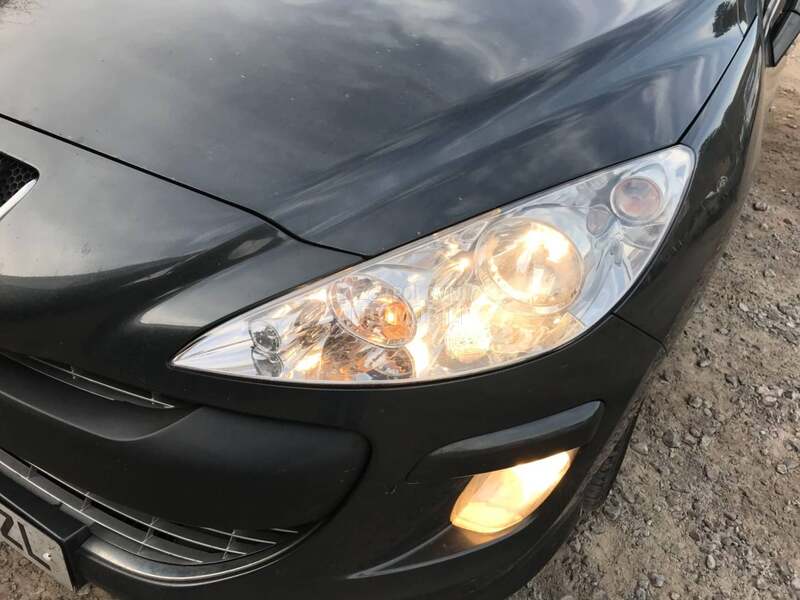 Levi far za Peugeot 308 od 2008. do 2014. god.