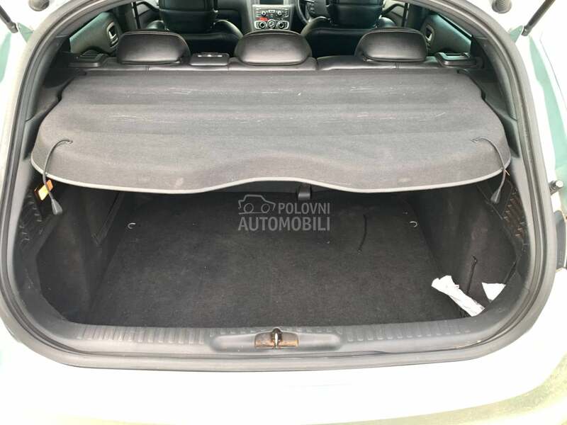 Polica gepeka za Citroen DS4