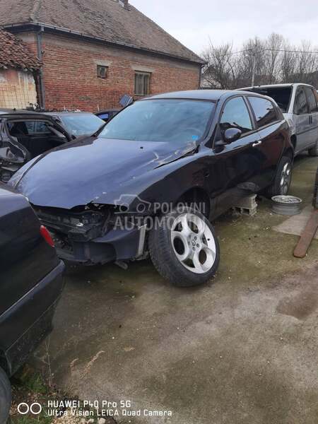 Delovi za Alfa Romeo 147
