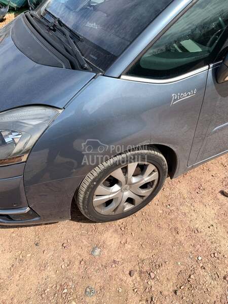 Krila za Citroen C4 Grand Picasso od 2006. do 2013. god.