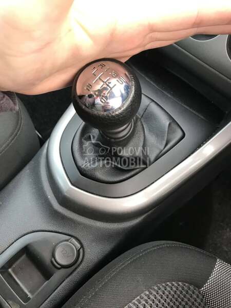 Ručica menjača za Peugeot 308 od 2008. do 2014. god.
