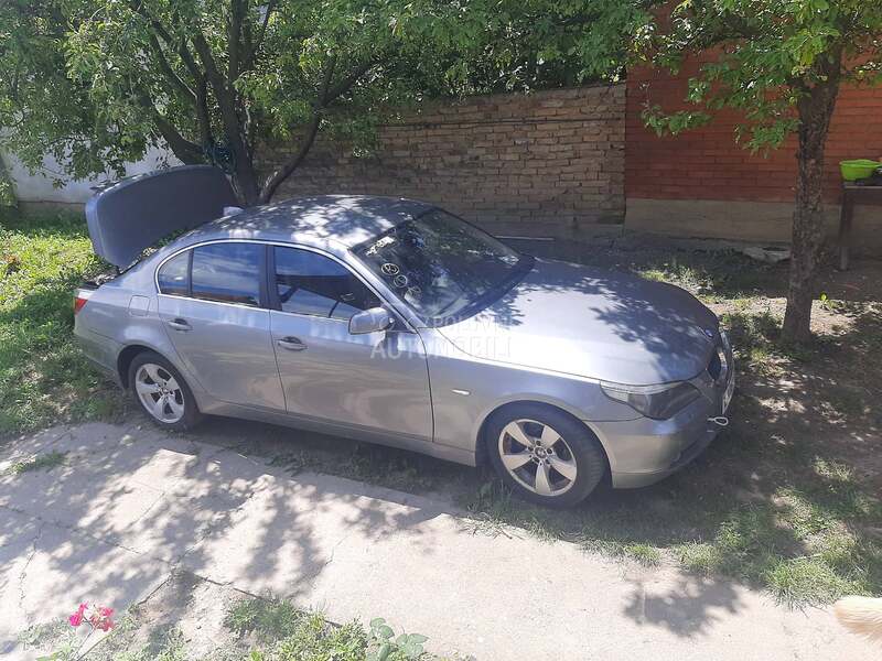 BMW Serija 5 2006. god. -  kompletan auto u delovima