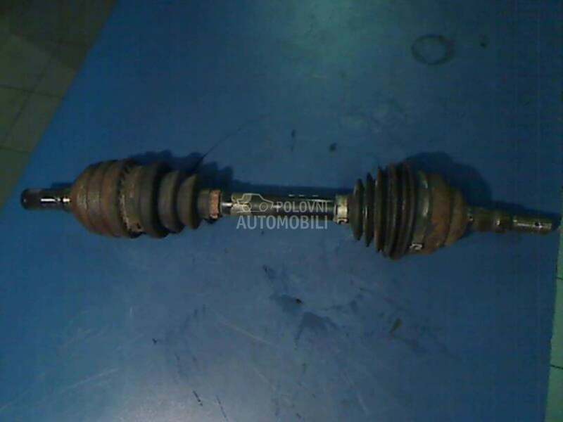 Poluosovina za Opel Zafira od 1999. do 2005. god.
