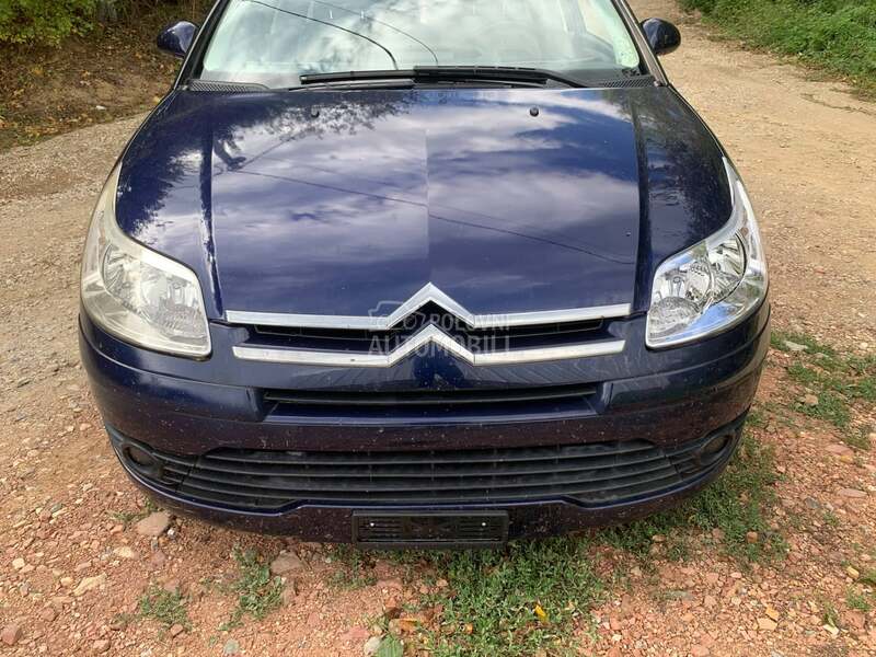 Prednji branik za Citroen C4 od 2004. do 2010. god.