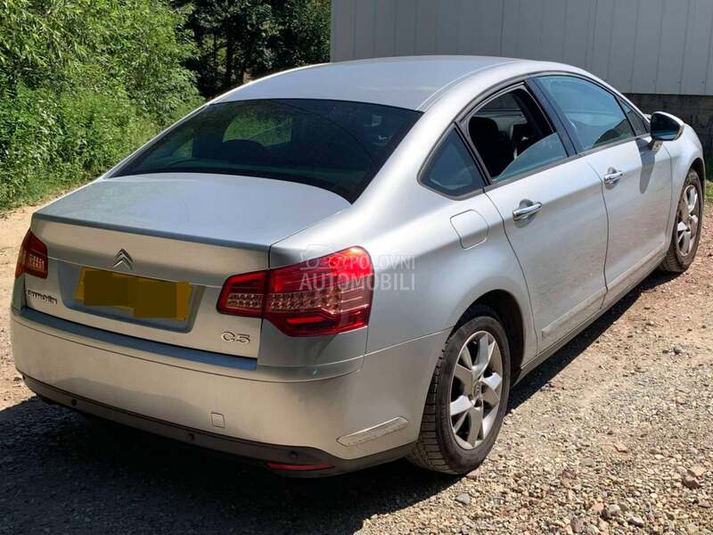 Tepih za Citroen C5 od 2001. do 2007. god.