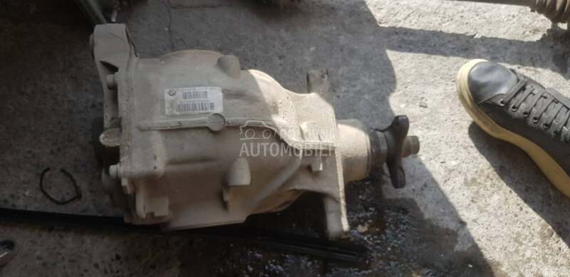 Zadnji deferencijal f10 3.0xd za BMW 530 od 2010. do 2014. god.