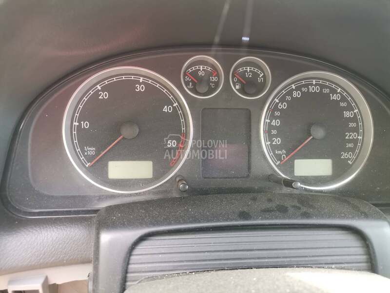 km sat za Volkswagen Passat B5.5 od 2001. do 2005. god.