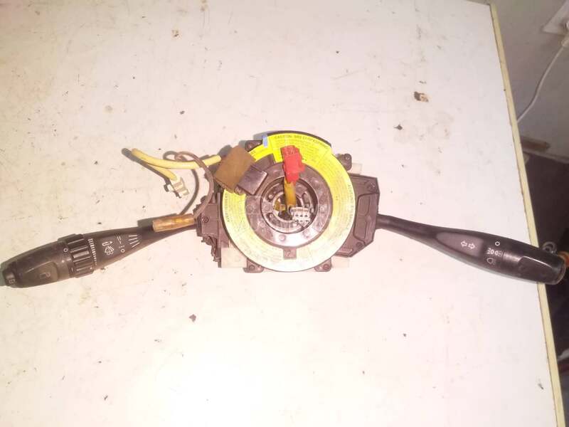Prekidac svetala i rucica bris za Mitsubishi Carisma od 1996. do 2003. god.
