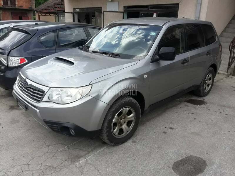 Subaru Forester 2008. god. -  kompletan auto u delovima