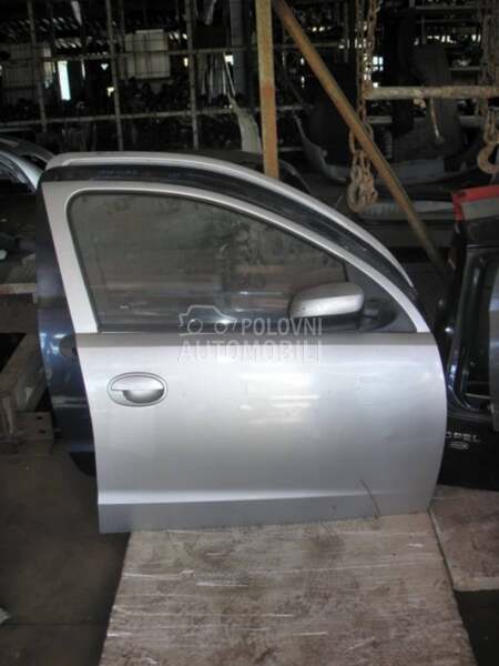 Prednja vrata za Opel Corsa C od 2000. do 2006. god.