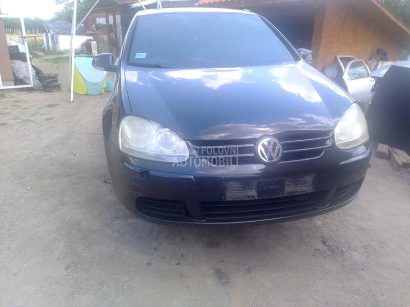 Volkswagen Golf 5 2006. god. -  kompletan auto u delovima