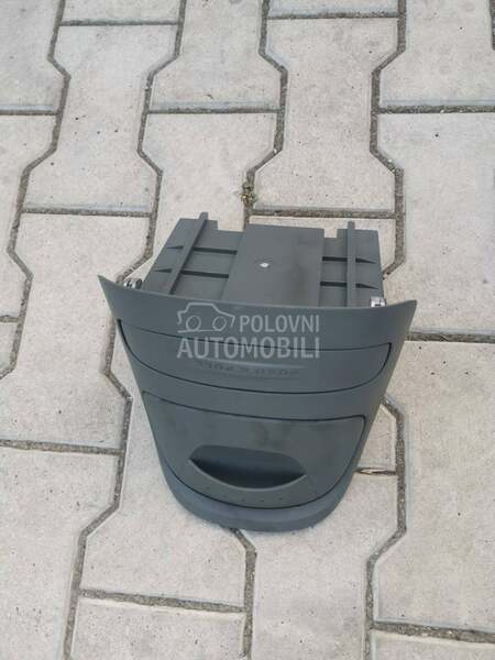 pepeljara zadnja za Hyundai Santa Fe od 2001. do 2006. god.