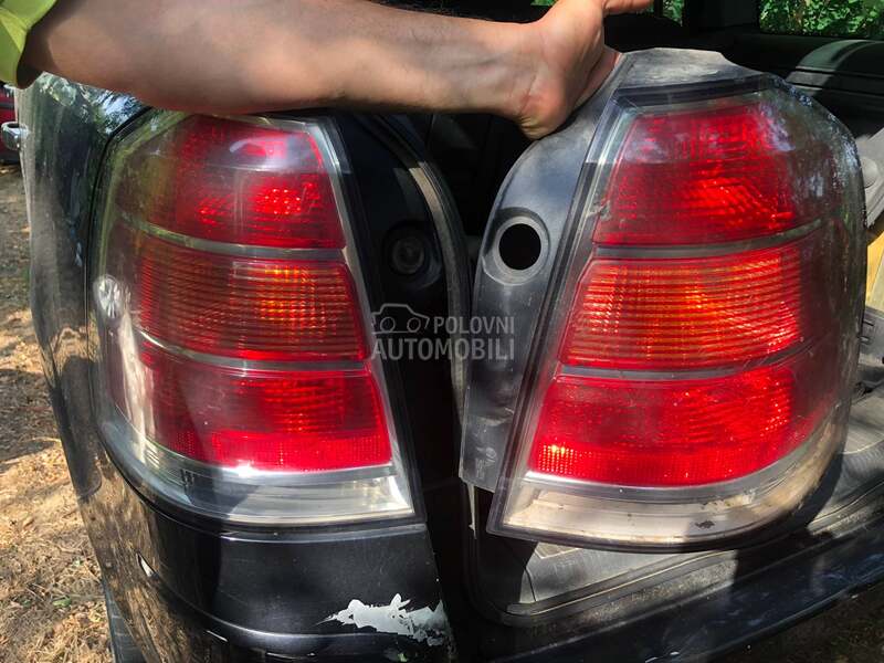 Stop svetlo levo desno za Opel Zafira