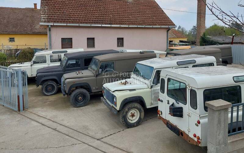 Land Rover Defender 2010. god. -  kompletan auto u delovima