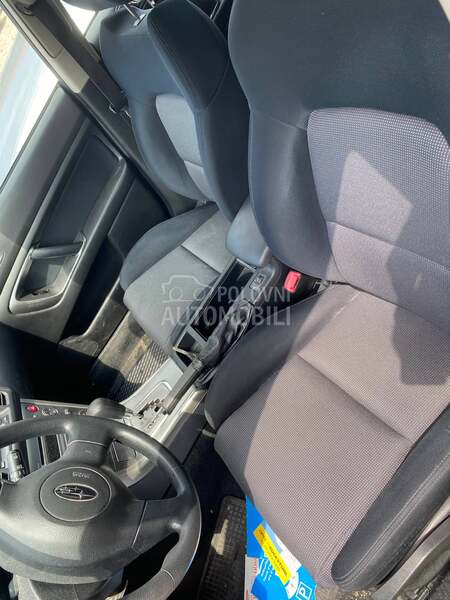 enterijer za Subaru Forester, Impreza, Legacy ... od 2004. do 2012. god.