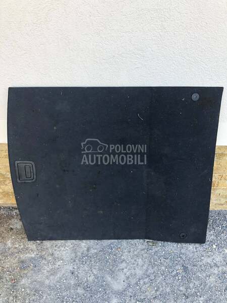 Patosnica u gepeku za Audi A5 od 2007. do 2016. god.