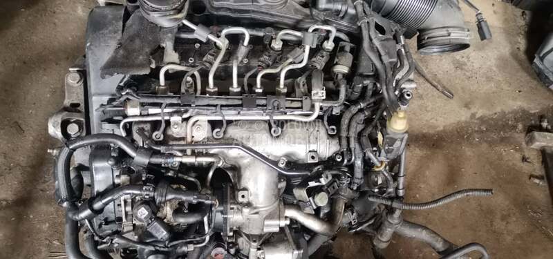 Glava motora, bregaste za Volkswagen Passat B6, Passat B7, Passat CC od 2008. do 2012. god.