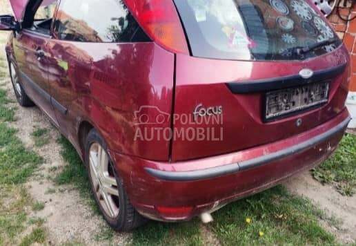 Ford Focus 1.8 2003. god. -  kompletan auto u delovima