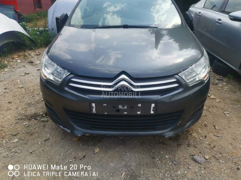Citroen C4 -  kompletan auto u delovima