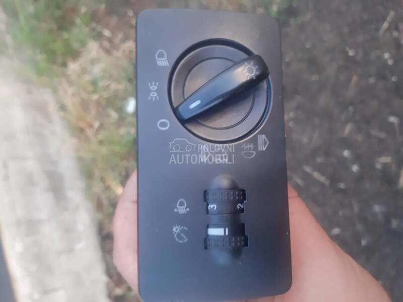 prekidac svetla za Škoda Fabia od 2001. do 2008. god.