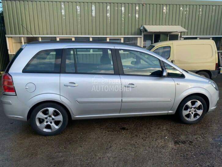 Opel Zafira 1.9cdt 2006. god. -  kompletan auto u delovima