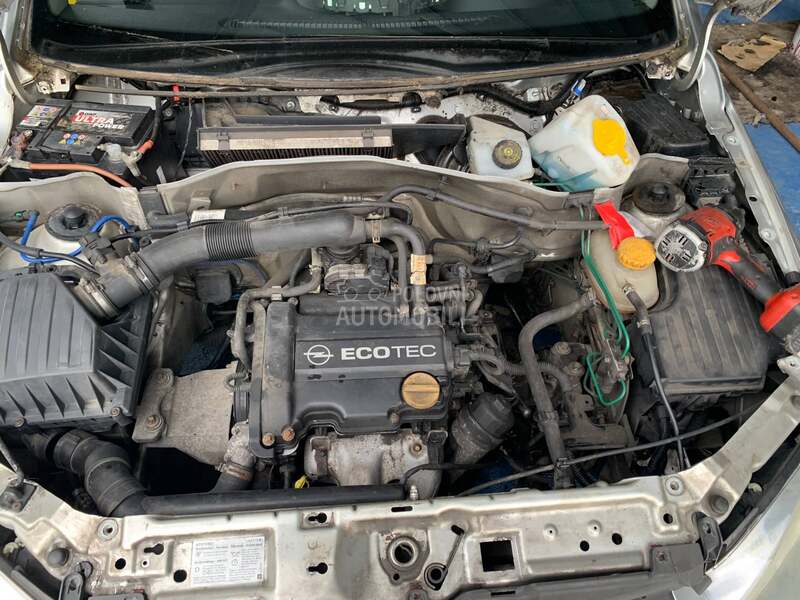 glava motora za Opel Corsa C od 2000. do 2006. god.