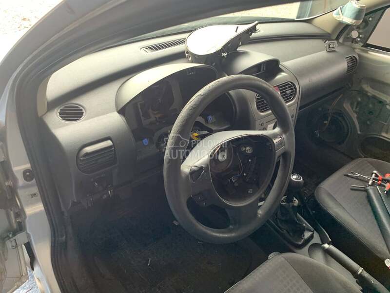 ablender za Opel Corsa C od 2000. do 2006. god.