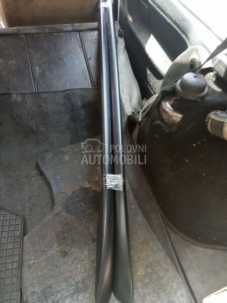 Krovni nosaci KARAVAN za Peugeot 206