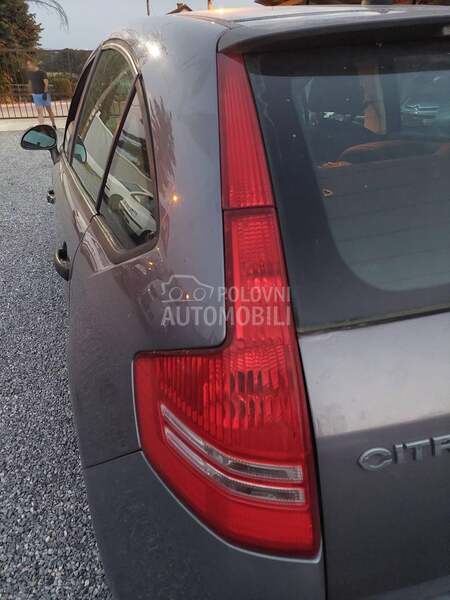 Stop svetla za Citroen C4 od 2004. do 2010. god.