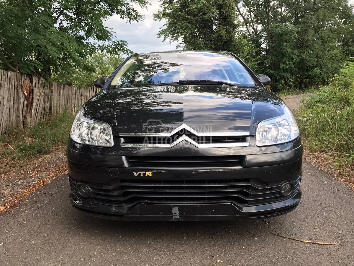 Prednji branik za Citroen C4