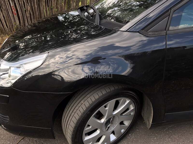 Levo krilo za Citroen C4