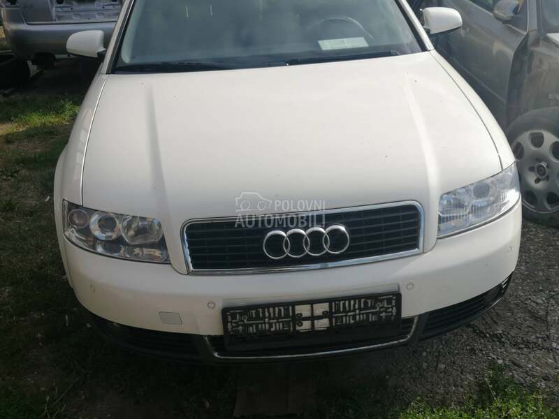 farovi za Audi A4 od 2001. do 2004. god.