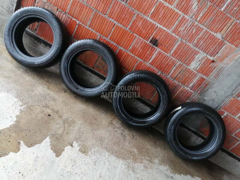 Continental 215/55 R16 Letnja