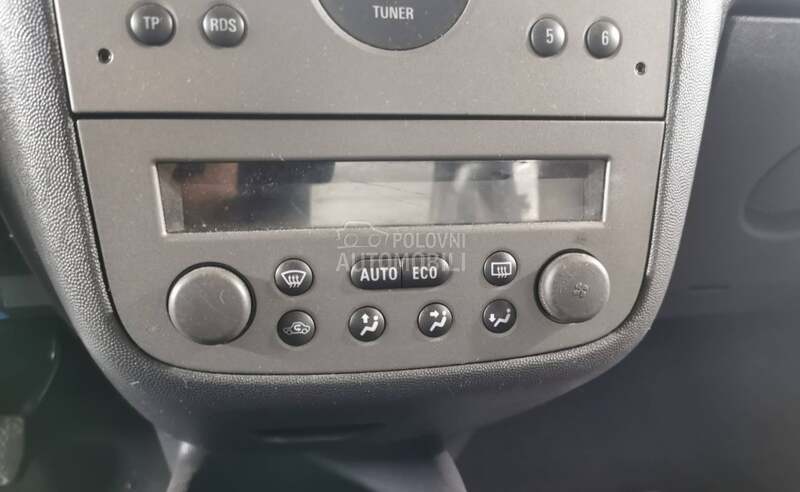 Komande klime digitalna za Opel Corsa C